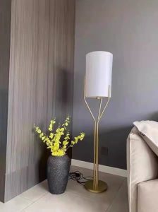 3-Height Gold Metal Floor Lamp 