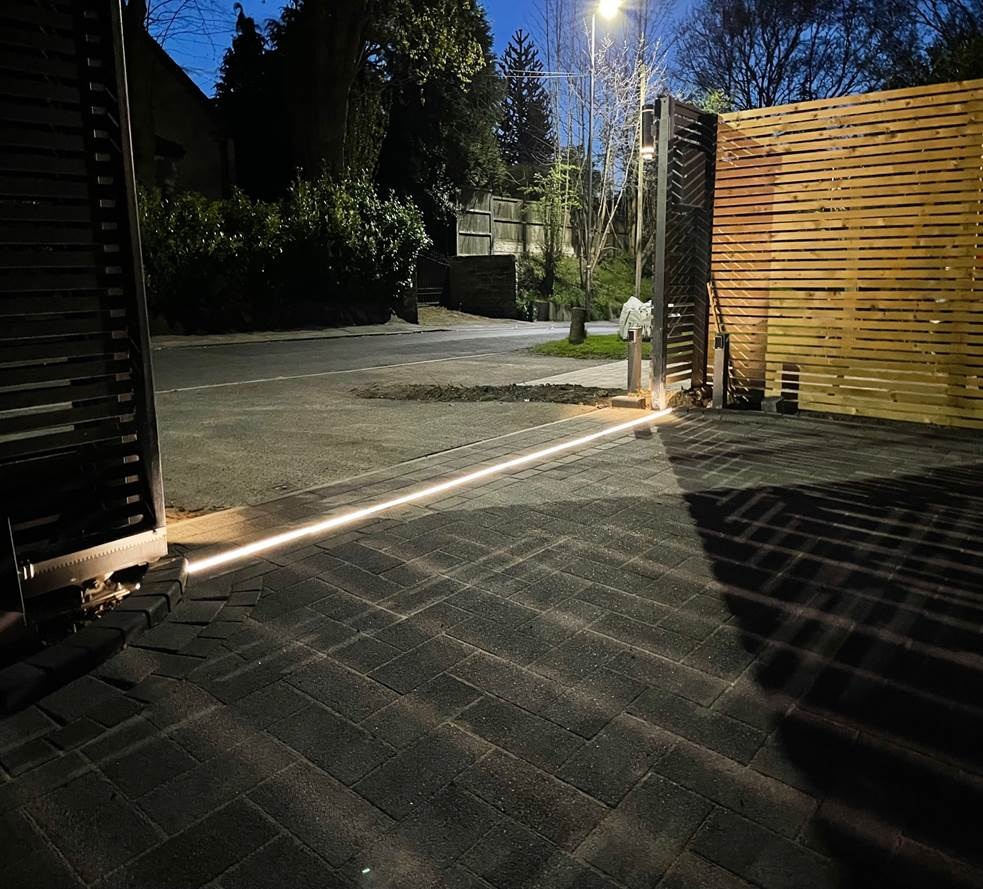 DC24V Drive Over In-Ground Driveway LED Strip Light - Image 5