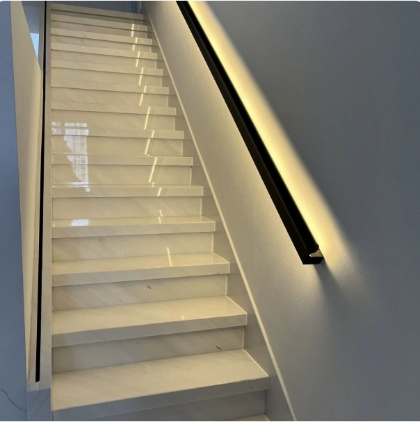 Aluminum LED Stair Handrail Profile 95x78mm – Concealed Up/Down Dual Beam Lighting, Extruded Architectural Railing